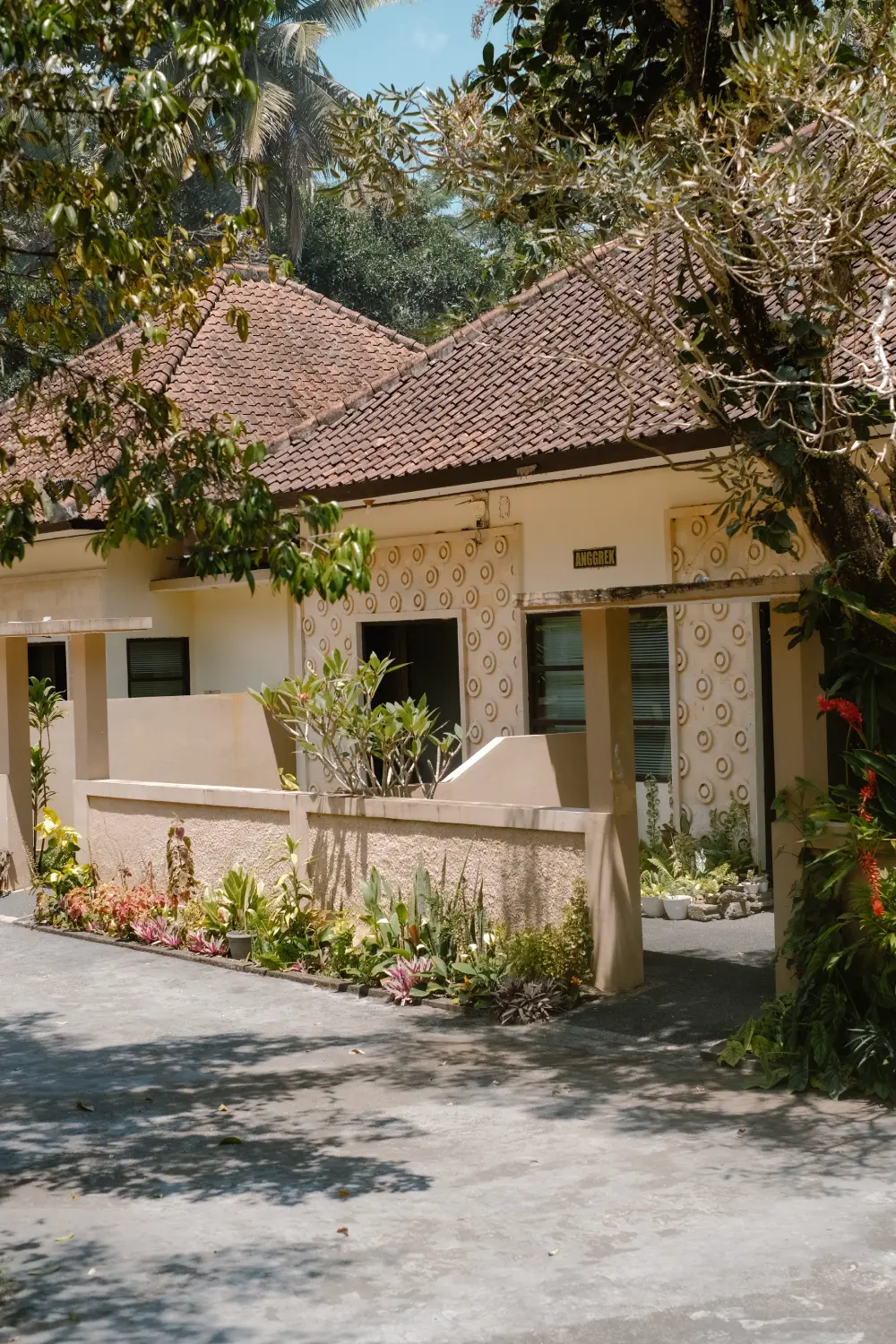 Senior Living & Health Care